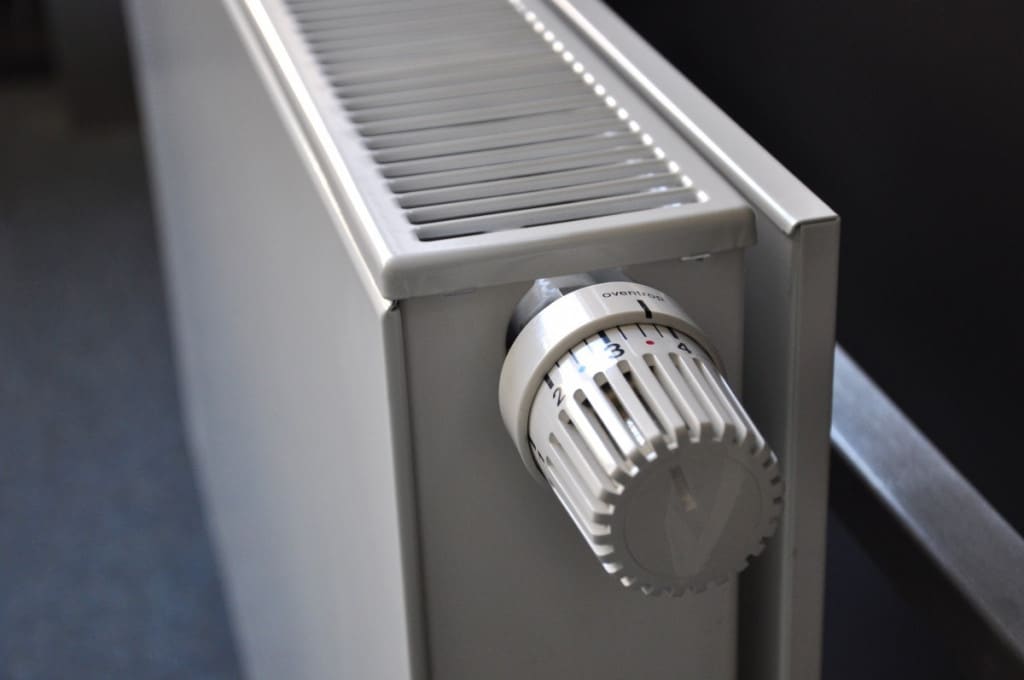 radiator heating flat radiators thermostat heat temperature cold hot 994596 1024x680 1