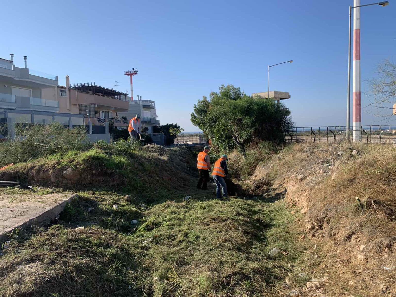 ΡΕΜΑ ΕΥΡΥΑΛΗΣ ΓΛΥΦΑΔΑ ΠΡΙΝ Συνεχίζονται εντατικά και σε καθημερινή βάση οι καθαρισμοί των ρεμάτων σε όλη την Αττική