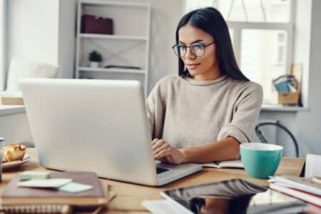 shutterstock 1544535644 4 Δημόσιο: Τι ισχύει για την προστασία δεδομένων προσωπικού χαρακτήρα κατά την τηλεργασία (εγκύκλιος)