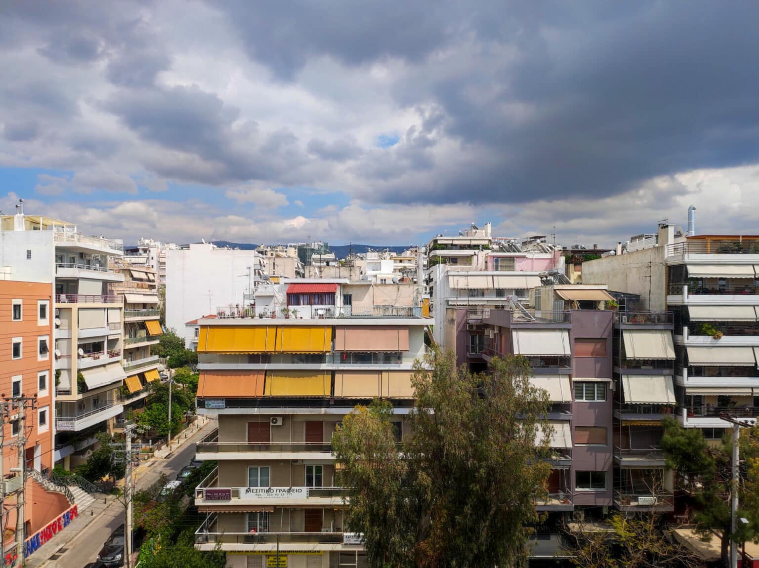 6012547 Στην 3η θέση η Αθήνα με τις μεγαλύτερες ετήσιες αυξήσεις τιμών της Ευρώπης στα ακίνητα.