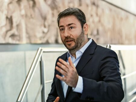 ANDROYLAKIS Ανδρουλάκης :"Εκβιάζοντας τους ιδιώτες γιατρούς για την ηλεκτρονική συνταγογράφηση είναι σαν να εκβιάζει τους ασθενείς.