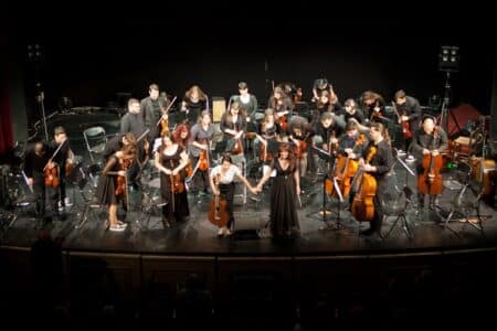 mageiamousikis1 Δήμος Πειραιά : μιούζικαλ-όπερα «Η μαγεία της μουσικής»