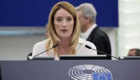 metsola 910x521 1 Ρομπέρτα Μέτσολα: "Η Ευρώπη δεν θα είναι ολόκληρη αν η Κύπρος δεν είναι ενωμένη"