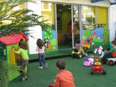 BREFONIPIAKOI 1 Έναρξη της νέας σχολικής χρονιάς για τους βρεφονηπιακούς σταθμούς σήμερα.