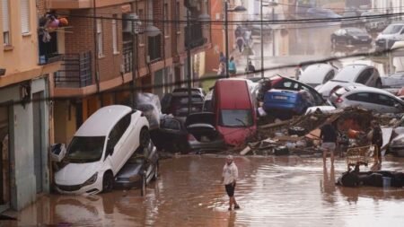 ESPANA1 Η κλιματική κρίση χτύπησε την Ισπανία-Αντιμέτωπη με τις χειρότερες πλημμύρες των τελευταίων 100 ετών.