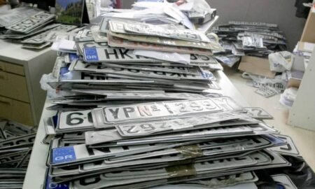 pinakides Από σήμερα τα Τέλη Κυκλοφορίας με τον μήνα: Τα βήματα για ανάκτηση των πινακίδων