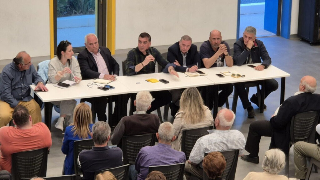 Ο Δήμαρχος Ελληνικού κατεβαίνει στις γειτονιές για έναν δημοκρατικό διάλογο 1 17466377124442597386505651696395 Ο Δήμαρχος Ελληνικού κατεβαίνει στις γειτονιές για έναν δημοκρατικό διάλογο