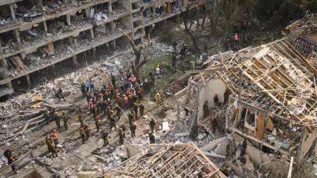 image 14 «Στο τραπέζι όλες οι επιλογές για αντίποινα» λέει το Ιράν - Θα επιτεθούμε τη νύχτα