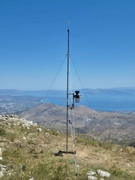 meteo Νέος Μετεωρολογικός Σταθμός της Μονάδας ΜΕΤΕΟ στην κορυφή της Πεντέλης
