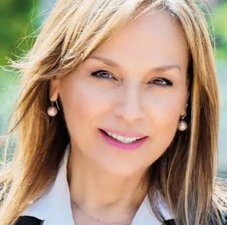 voula arseni lamprou Η Βούλα Λάμπρου Αρσένη επικεφαλής της δημοτικής παράταξης «Πορεία Ευθύνης» στο Δήμο Βριλησσίων στην Εβίτα Χρυσολούρη στο OnCamera.gr,