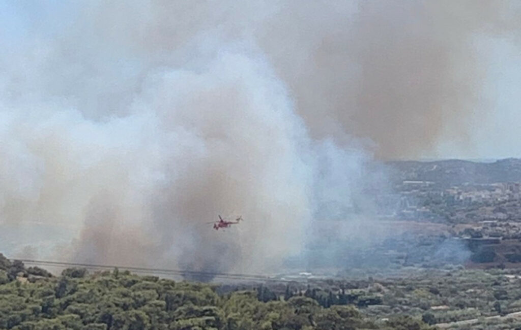 Πυρκαγιά στην Κερατέα – Εκκένωση της περιοχής Θορικού