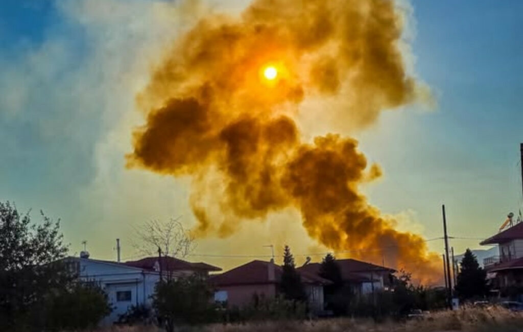 Φωτιά στην Ήφαιστο Κομοτηνής – Επιχειρούν δύο αεροσκάφη