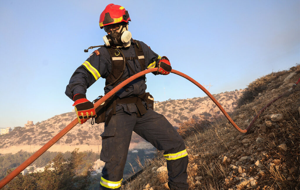 Βελτίωση της κατάστασης με τις πυρκαγιές σε Γρεβενά και Δράμα