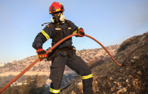 Βελτίωση της κατάστασης με τις πυρκαγιές σε Γρεβενά και Δράμα