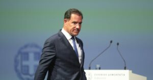 Γεωργιάδης για το επεισόδιο στη Νάξο: «Νιώθω ντροπή για την ανόητη συμπεριφορά»
