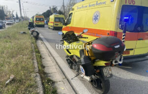 Σοβαρό τροχαίο στη Θεσσαλονίκη με μοτοσικλέτα και λεωφορείο