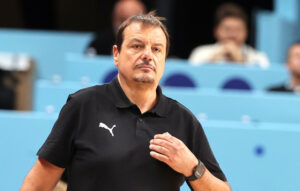 Αταμάν: Ο Αντετοκούνμπο πρέπει να σφυρίζονται τα επιθετικά φάουλ του