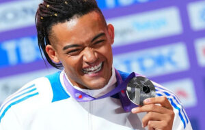 Εμμανουήλ Καραλής: Αργυρό μετάλλιο στο Παγκόσμιο Πρωτάθλημα Στίβου