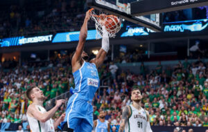 FIBA: Αποθεώνει τον Αντετοκούνμπο στον αγώνα Λιθουανία – Ελλάδα