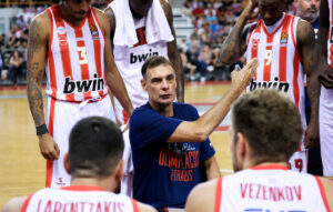 Η λίστα του Μπαρτζώκα με τους NBAers για τον Ολυμπιακό