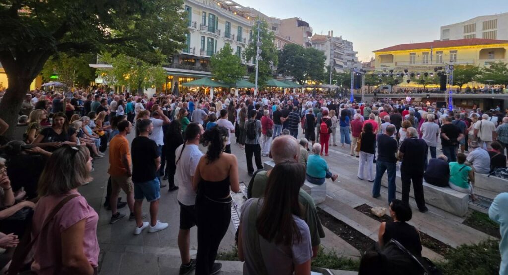 Κοζάνη: Διαμαρτυρία πολιτών κατά της καύσης απορριμμάτων 10 Κοζάνη: Διαμαρτυρία πολιτών κατά της καύσης απορριμμάτων