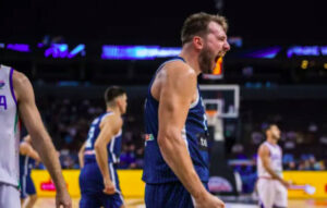 Eurobasket 2025: Σλοβενία του Ντόντσιτς προκρίθηκε στους «8» αποκλείοντας την Ιταλία