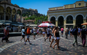Καλοκαιρινές θερμοκρασίες το Σαββατοκύριακο με ήλιο και έως 35°C