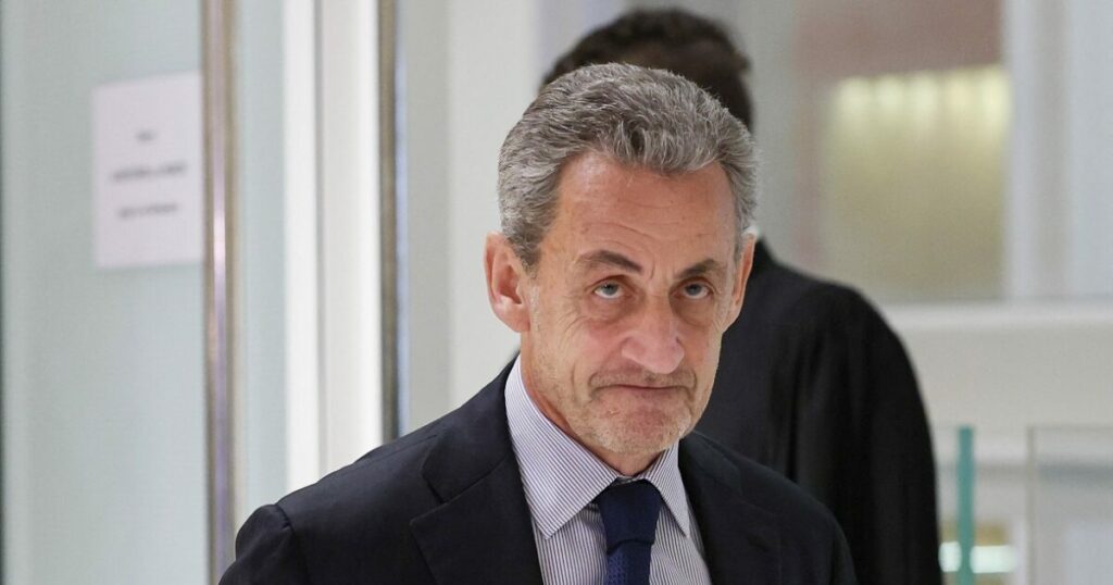 Νικολά Σαρκοζί: Ένοχος για παράνομο χρηματισμό από τον Καντάφι