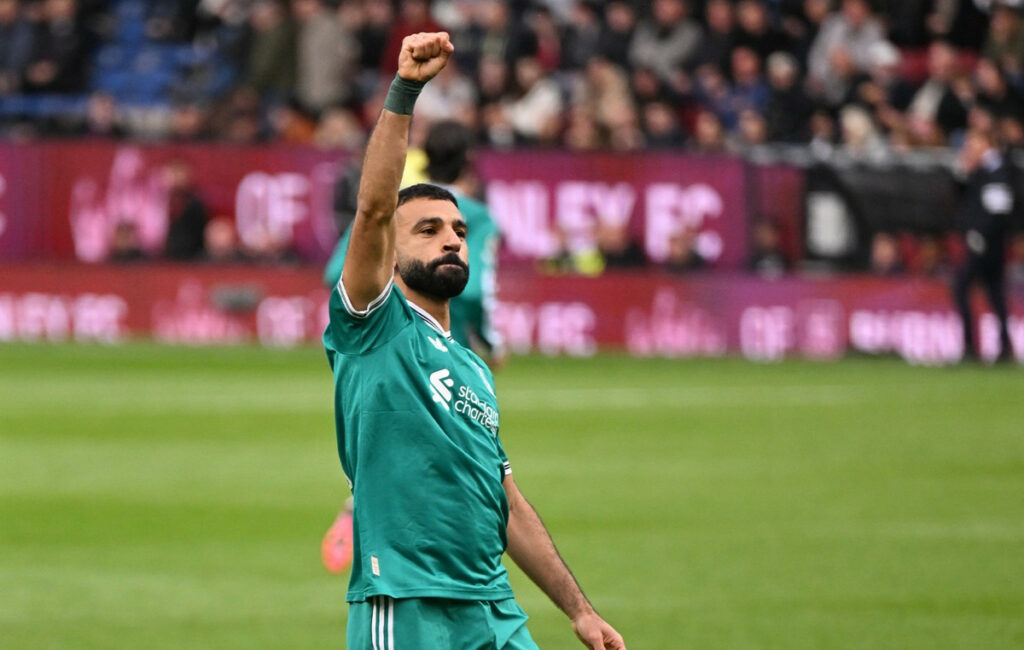 Premier League: Λίβερπουλ με πέναλτι στο 95′ διατηρεί το 4×4