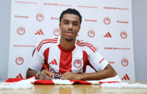 Ολυμπιακός: Ανακοίνωσε την απόκτηση του Ζέιν Σίλκοτ-Ντιούμπερι