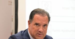 Άδωνις Γεωργιάδης: Ακύρωσε την επίσκεψή του στο νοσοκομείο Δράμας λόγω επιθέσεων