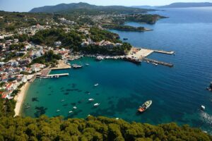 Δήμαρχος Αλοννήσου: «Ο δημότης με χτύπησε και προσπαθεί να παρουσιαστεί ως θύμα»