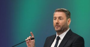 Νίκος Ανδρουλάκης: Πολιτική αλλαγή αν το ΠΑΣΟΚ γίνει πρώτο κόμμα