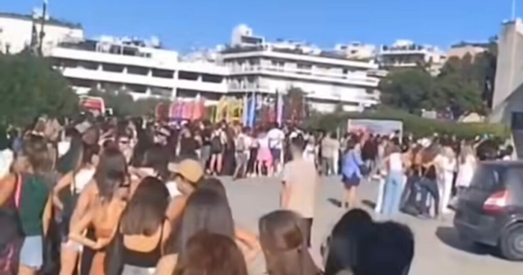 Άννα Βίσση: Πλήθος κόσμου συγκεντρώθηκε για τη συναυλία της στο Καλλιμάρμαρο