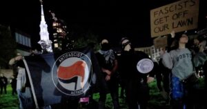 Ορμπάν: Το κίνημα Antifa είναι τρομοκρατική οργάνωση