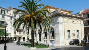 Καταγγελίες για αυταρχική συμπεριφορά σε δημοτικούς υπαλλήλους