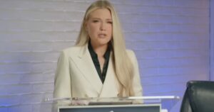 Έρικα Κερκ: Η συγκλονιστική ομιλία για τον σύζυγό της Τσάρλι