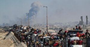 Περίοδος προσφυγιάς για τους κατοίκους της Γάζας - Ισραηλινά άρματα περικυκλώνουν την πόλη