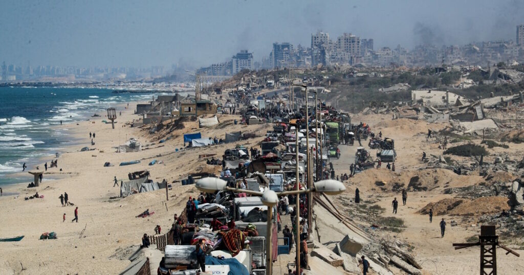 Συγκλονιστική κατάσταση στη Γάζα: Ο ισραηλινός στρατός επιτίθεται και χιλιάδες Παλαιστίνιοι φεύγουν