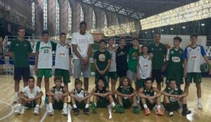 Ο Γιάννης Αντετοκούνμπο επισκέπτεται την PAOBC Academy