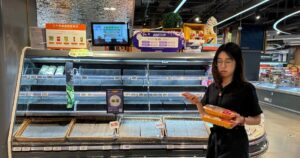 Υπερτυφώνας Ραγκάσα: Καταστροφές στις Φιλιππίνες και πανικός στο Χονγκ Κονγκ