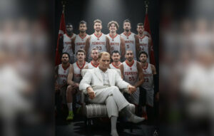 Αλπερέν Σενγκούν: Αντιδράσεις για τις αναρτήσεις του μετά την πρόκριση της Τουρκίας