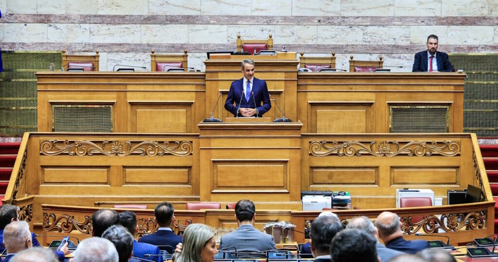 Συνεδρίαση ΚΟ ΝΔ: Αντιδράσεις και προτάσεις από τους βουλευτές