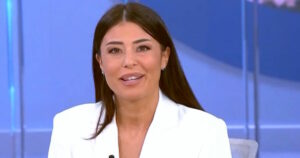 Αφροδίτη Λατινοπούλου: «Γύφτοι είναι, γύφτους τους γνωρίζει ο κόσμος, δεν είναι ρατσιστικά αυτά που λέω»