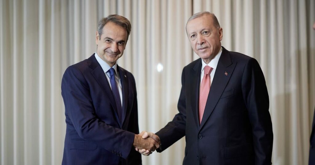 Μητσοτάκης: Ανοιχτοί δίαυλοι επικοινωνίας με Τουρκία, χωρίς υποχωρήσεις