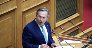 Απομάκρυνση του Νίκου Βρεττού από την εξεταστική για τον ΟΠΕΚΕΠΕ