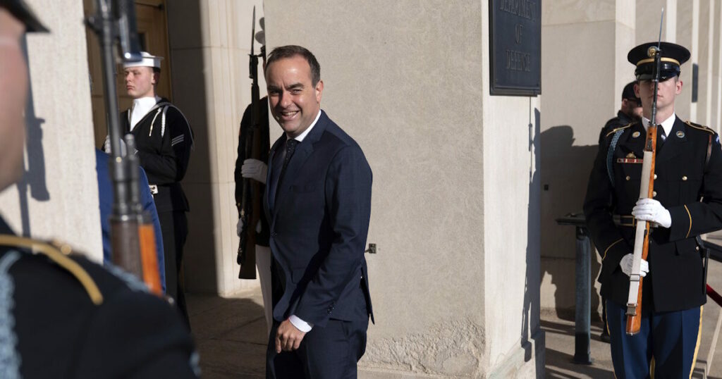 Διορισμός του Σεμπαστιάν Λεκορνού ως Πρωθυπουργού της Γαλλίας