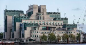 MI6: Νέα διαδικτυακή πύλη για στρατολόγηση κατασκόπων στο dark web