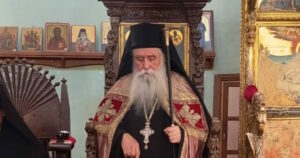 Επικοινωνία Γιώργου Γεραπετρίτη με τον νέο ηγούμενο της Μονής Σινά