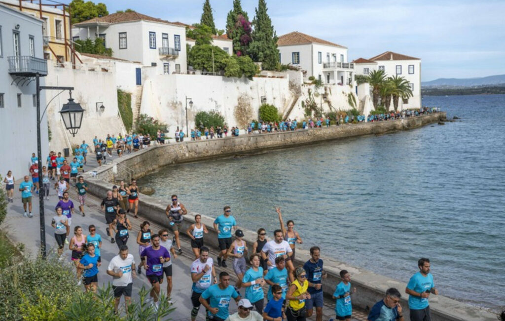 Η ώρα του 14ου Spetses Mini Marathon έφτασε! 10 Η ώρα του 14ου Spetses Mini Marathon έφτασε!